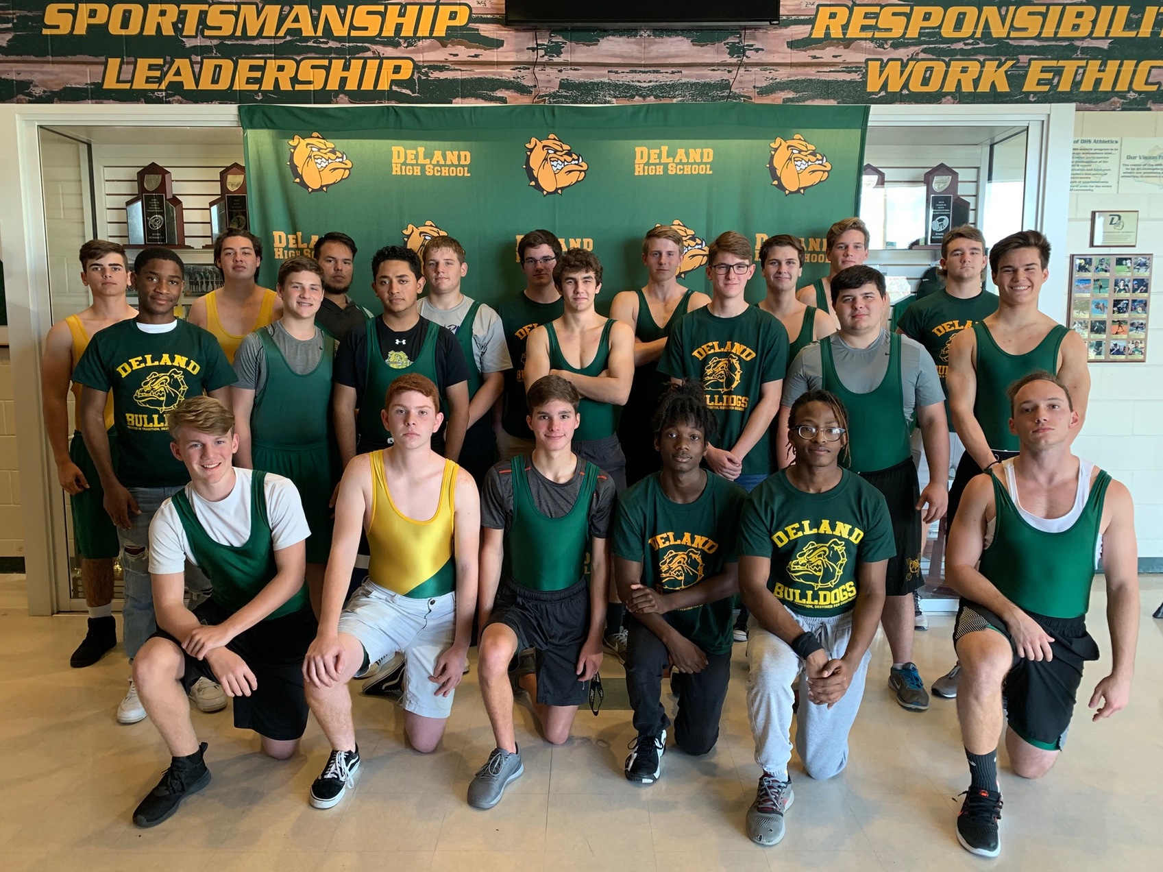 Good Luck to Boys Weightlifting at FPC for Five-Star Conference!