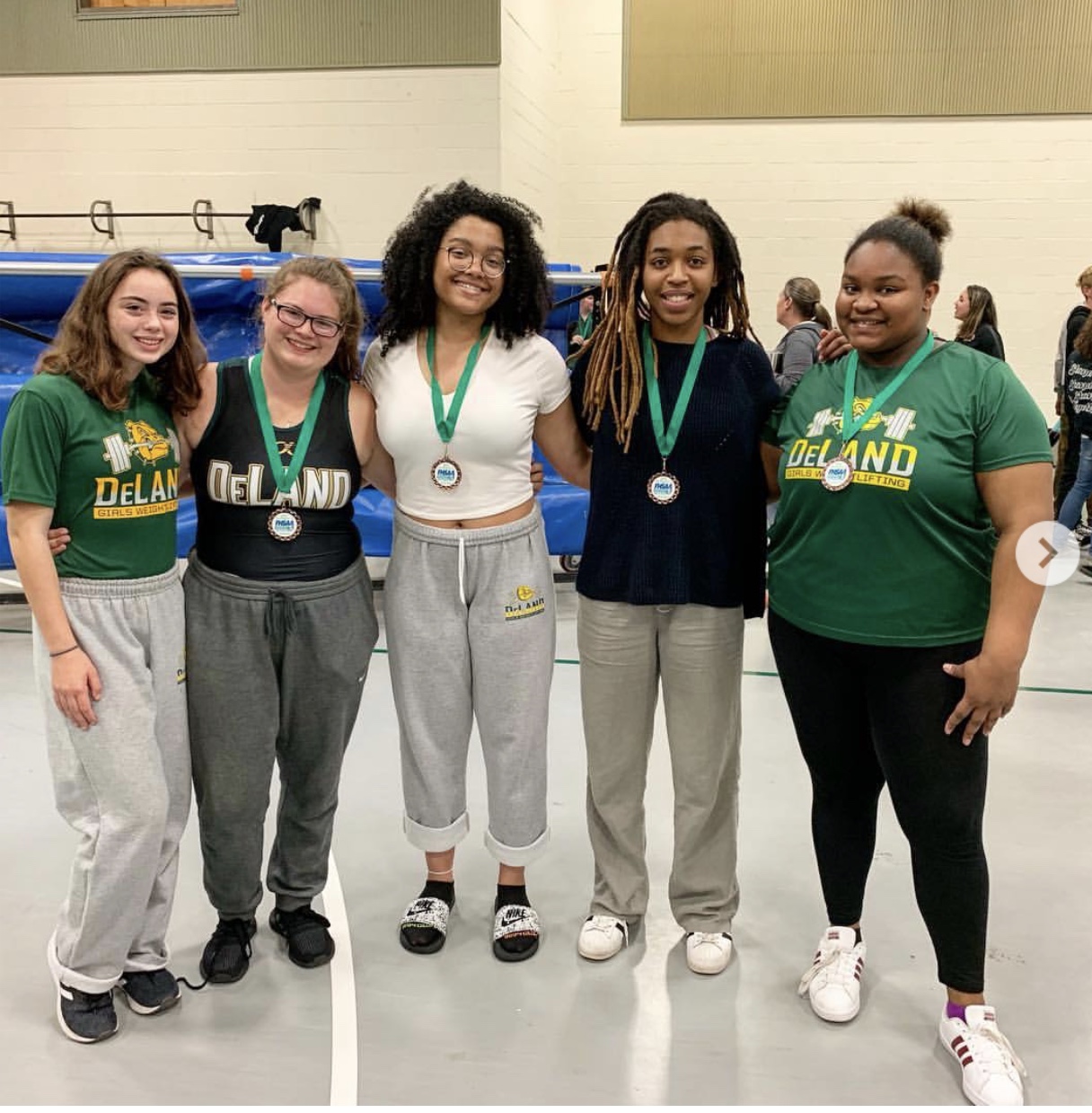 4 of 5 Place at the Regional Girls Weightlifting Meet!
